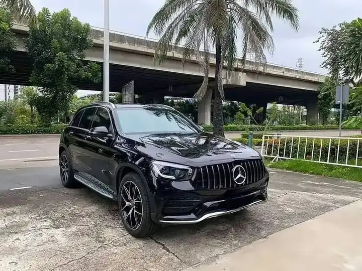 Mercedes-Benz GLC300e AMG Dynamic รูปที่ 1
