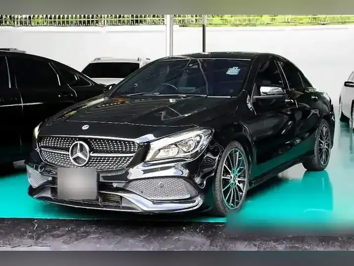 Mercedes-Benz CLA250 AMG Dynamic รูปที่ 1