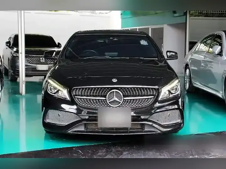 Mercedes-Benz CLA250 AMG Dynamic รูปที่ 2
