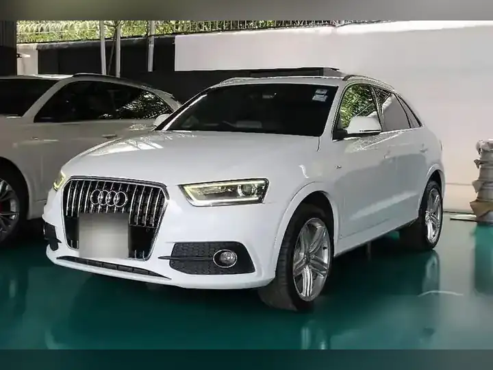 Audi Q3 2.0 TFSI quattro รูปที่ 1