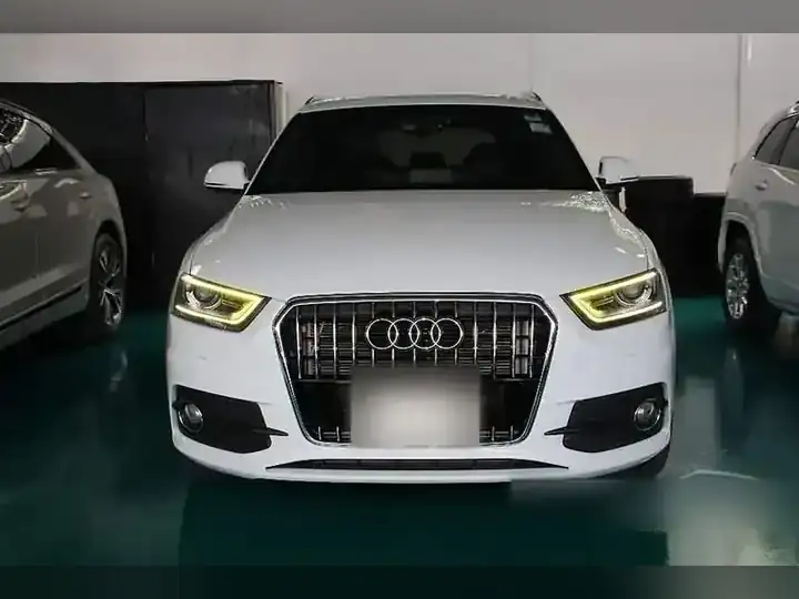 Audi Q3 2.0 TFSI quattro รูปที่ 2