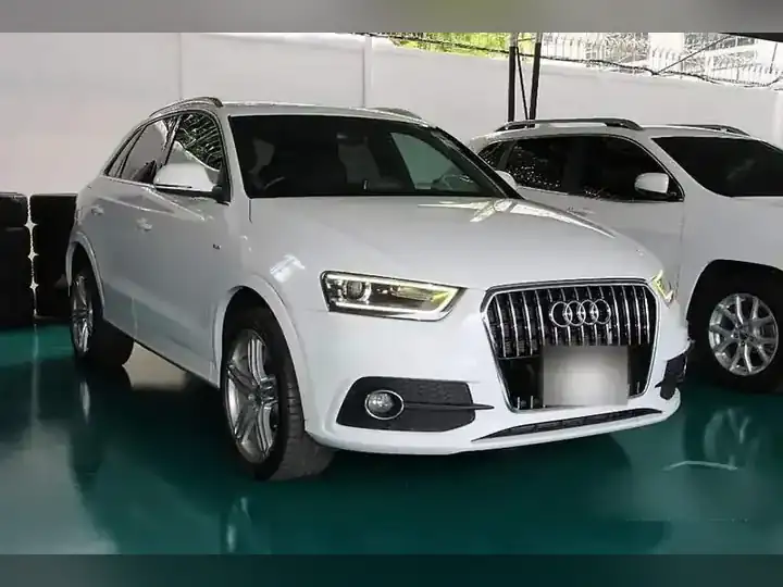 Audi Q3 2.0 TFSI quattro รูปที่ 3