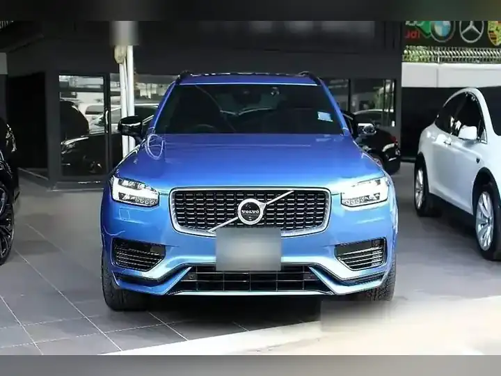Volvo XC90 Recharge T8 R-Design AWD รูปที่ 2