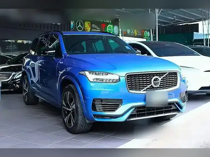 Volvo XC90 Recharge T8 R-Design AWD รูปที่ 3