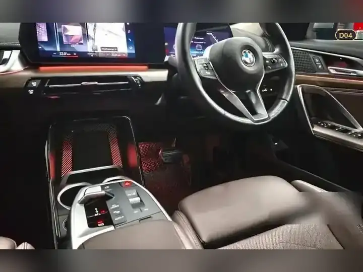 BMW X1 sDrive20i xLine รูปที่ 4