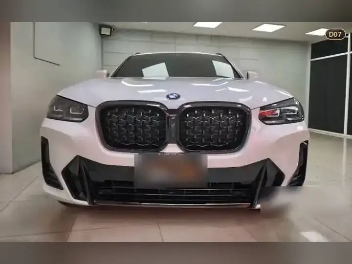 BMW X4 xDrive20d M Sport รูปที่ 2