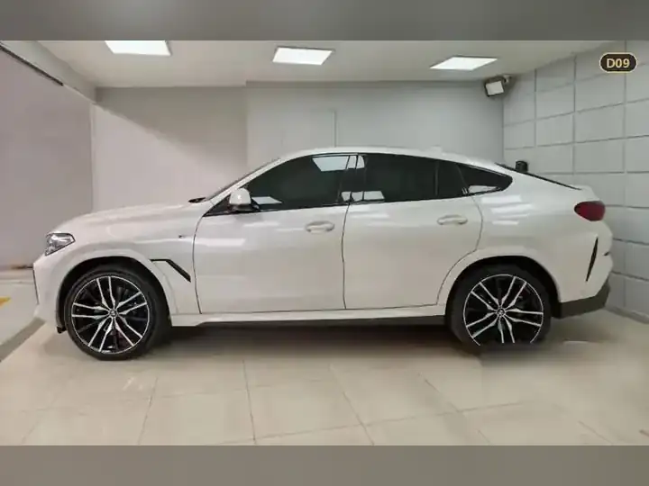 BMW X6 xDrive40i M Sport รูปที่ 3