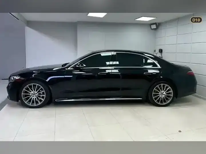 Mercedes-Benz S580e AMG Premium รูปที่ 3