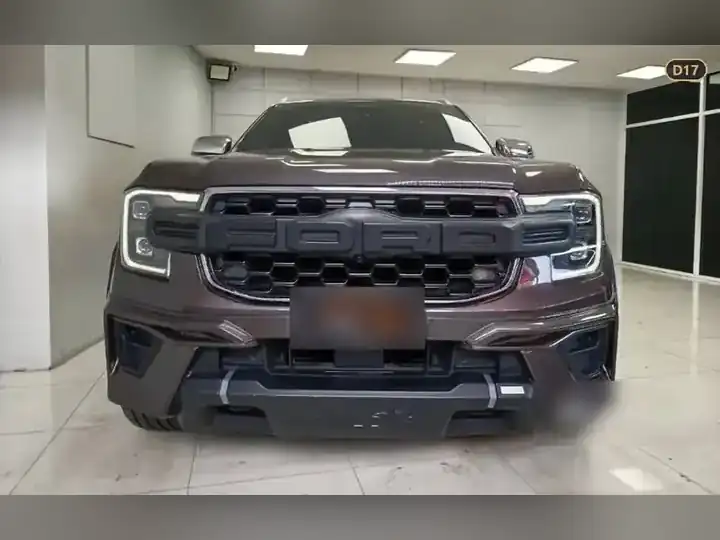 Ford Everest 2.0 Titanium+ 4WD รูปที่ 2
