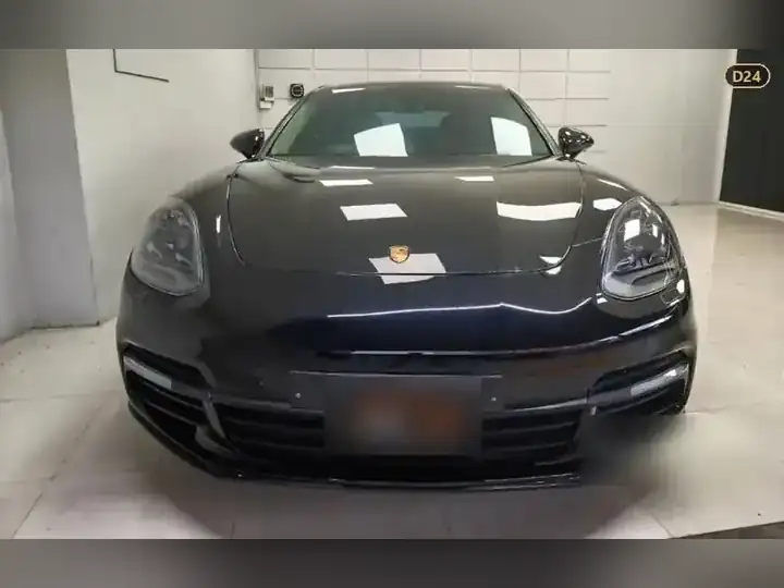 Porsche Panamera 4 รูปที่ 2