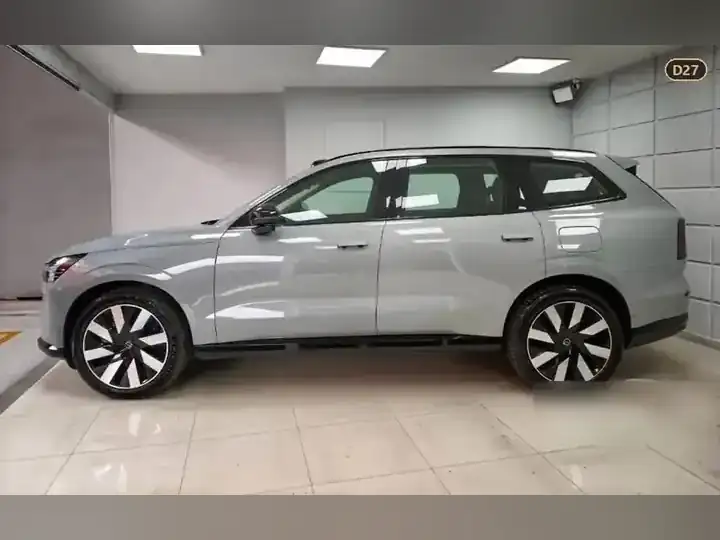 Volvo EX90 Ultra Twin Performance 7 ที่นั่ง รูปที่ 3