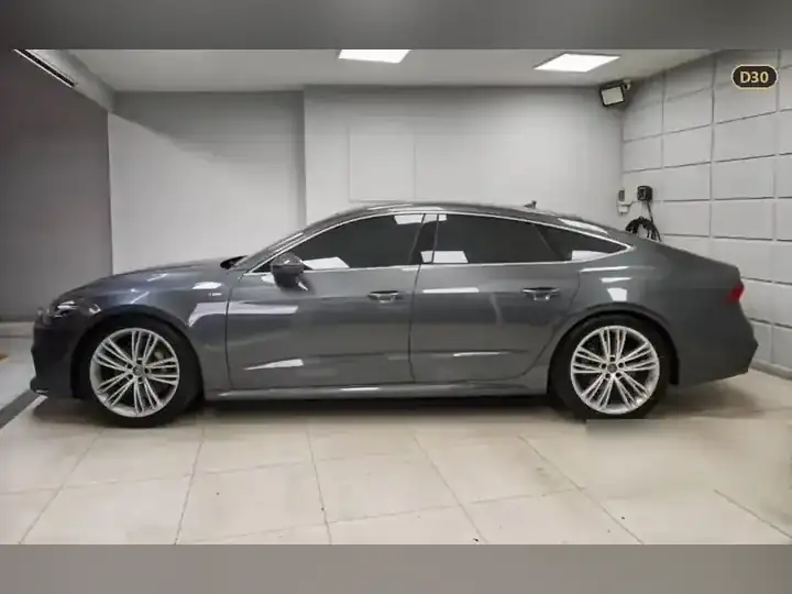 Audi A7 55 TFSI Quattro S line รูปที่ 3