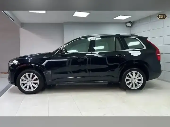 Volvo XC90 D5 Momentum รูปที่ 3
