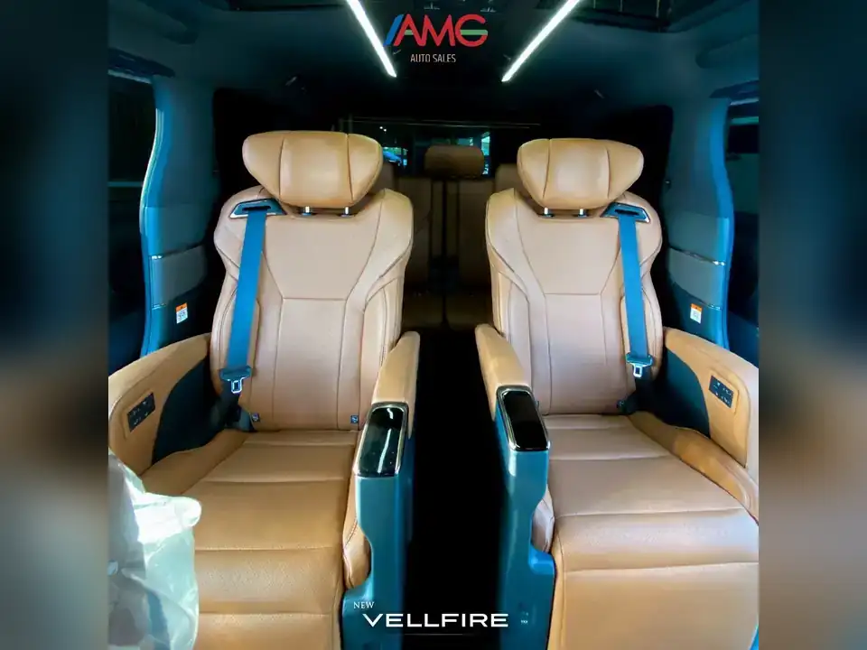 Toyota Vellfire 2.5 Z Premier HEV E-Four รูปที่ 4